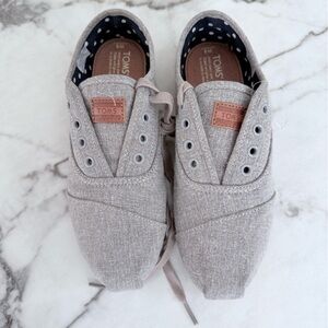 TOMS women’s  Gray Casual Shoes